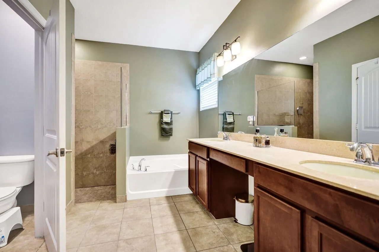 8490 Lyons Ranches Road