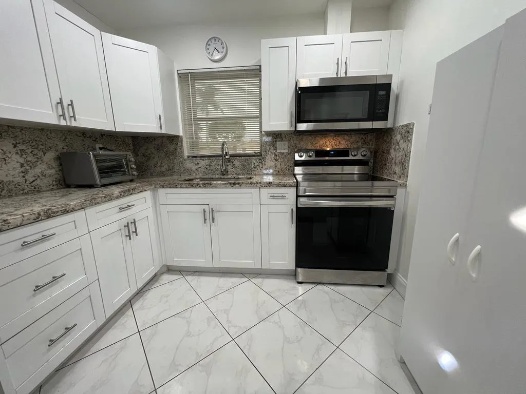 2665 Dudley Drive W, #A