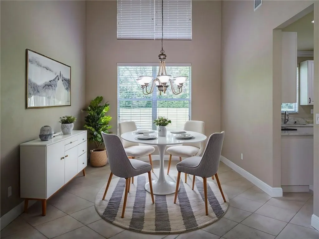 1931 Grey Falcon Circle SW