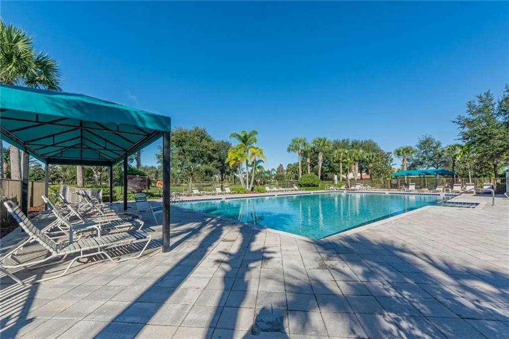 1931 Grey Falcon Circle SW