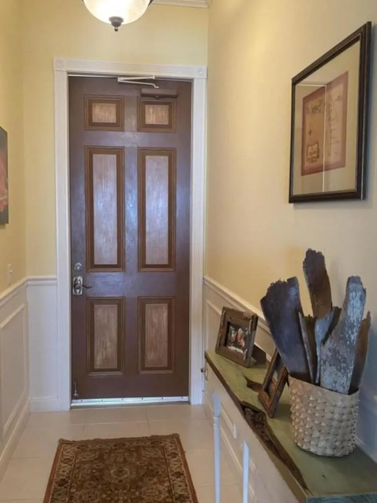 22 Harbour Isle Drive W, #201