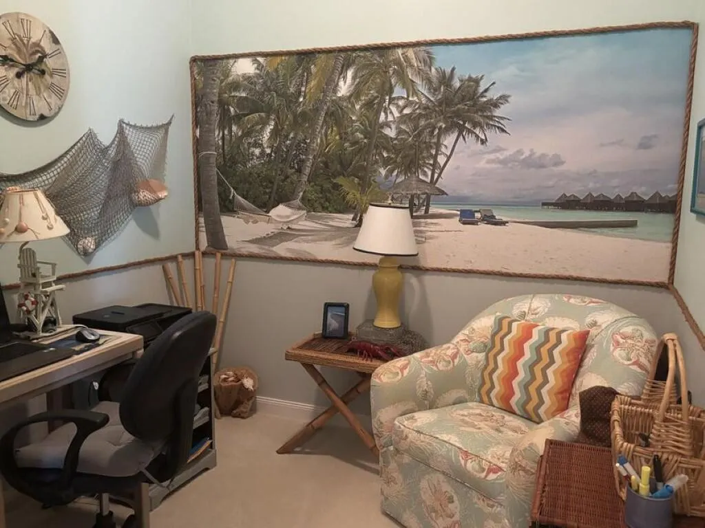 22 Harbour Isle Drive W, #201