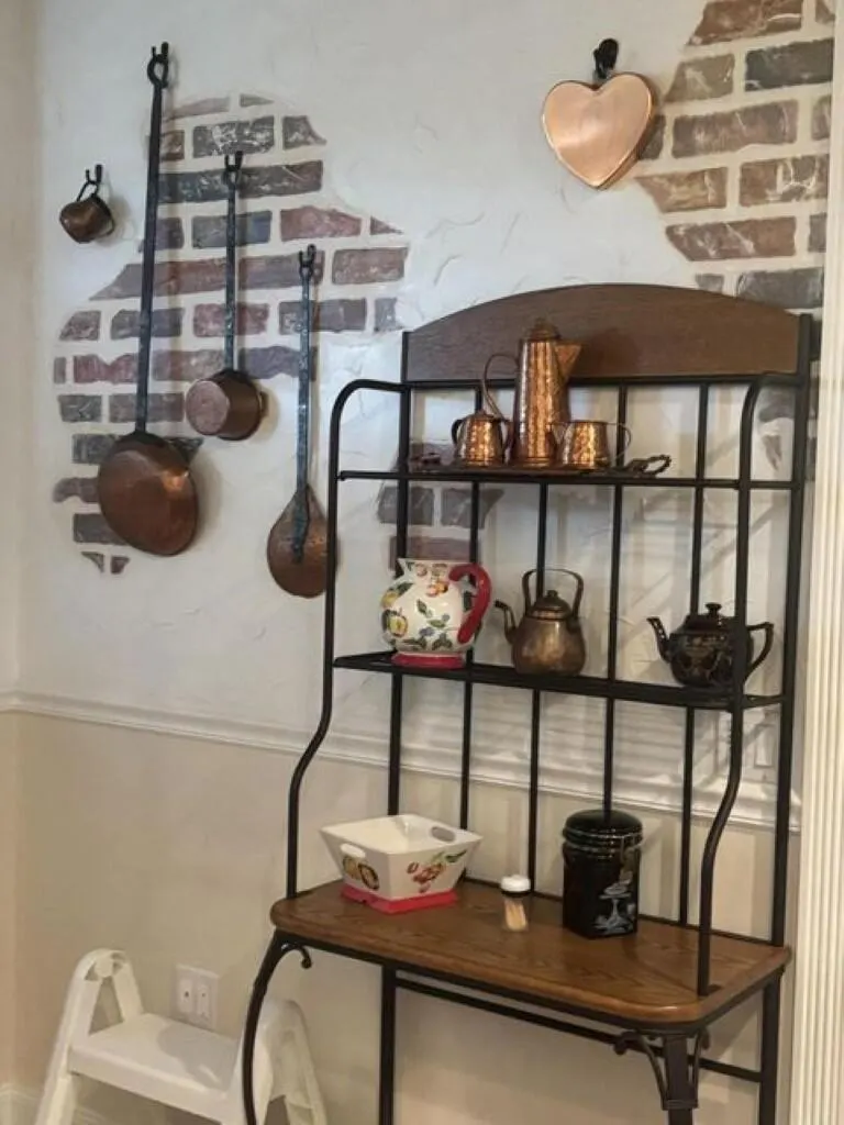 22 Harbour Isle Drive W, #201