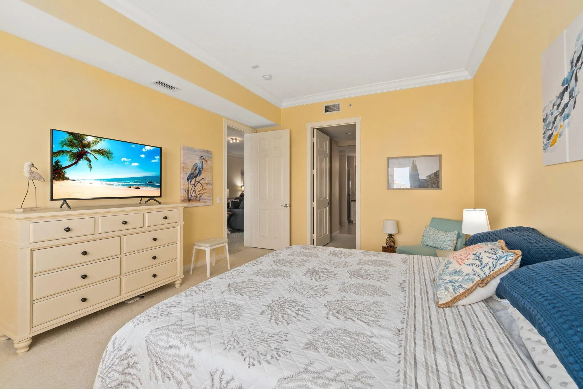 17 Harbour Isle Drive W, #Ph03