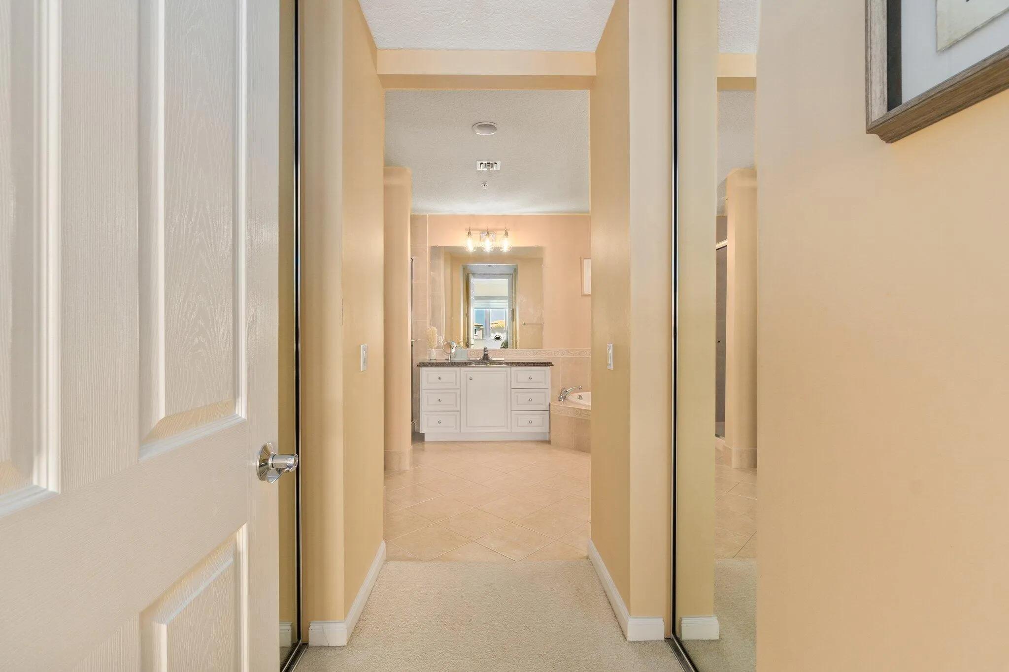 17 Harbour Isle Drive W, #Ph03