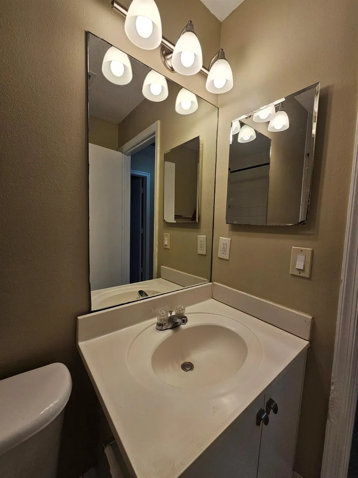 3490 Briar Bay Boulevard, #206