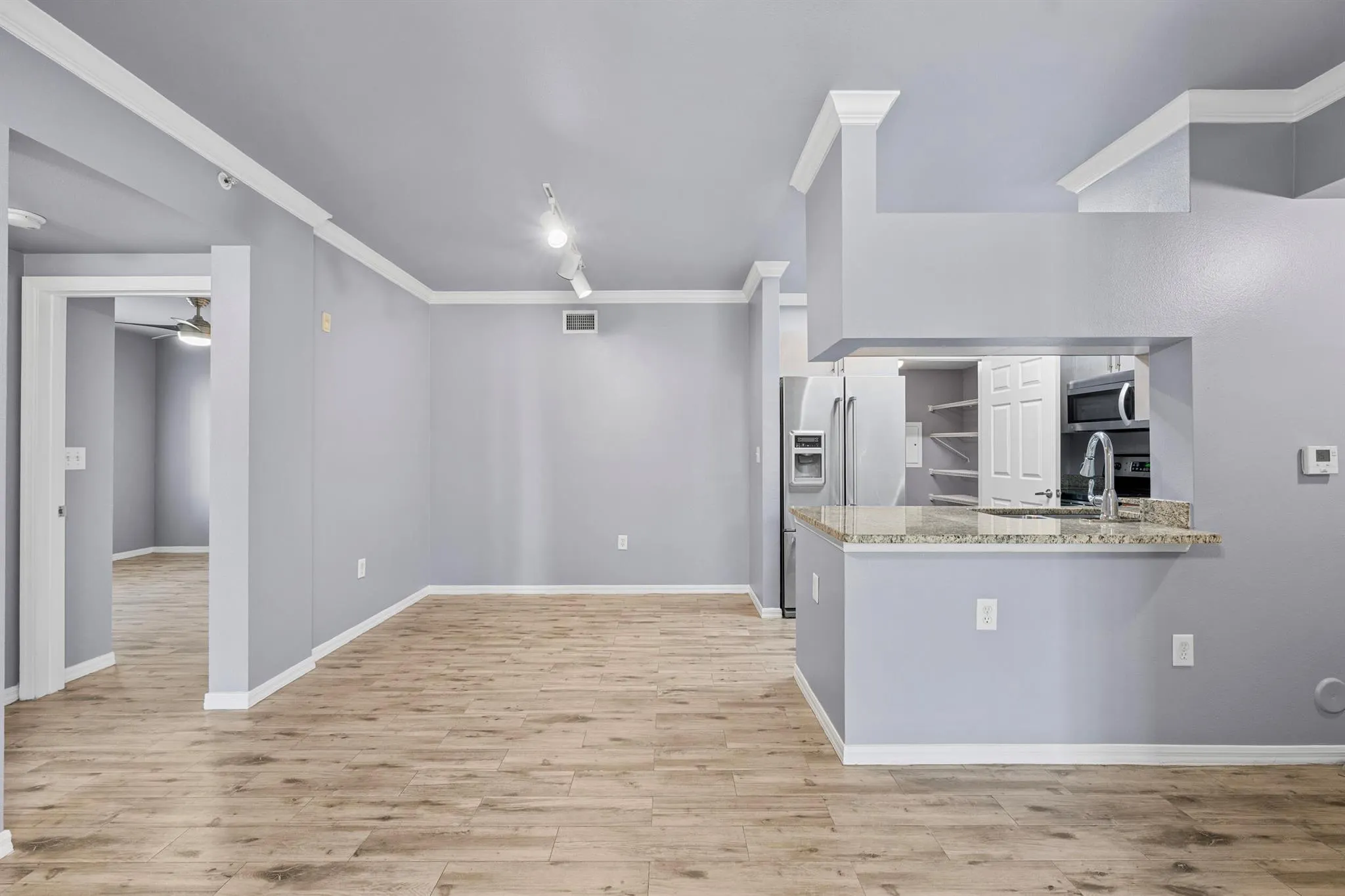 6410 Emerald Dunes Drive, #101