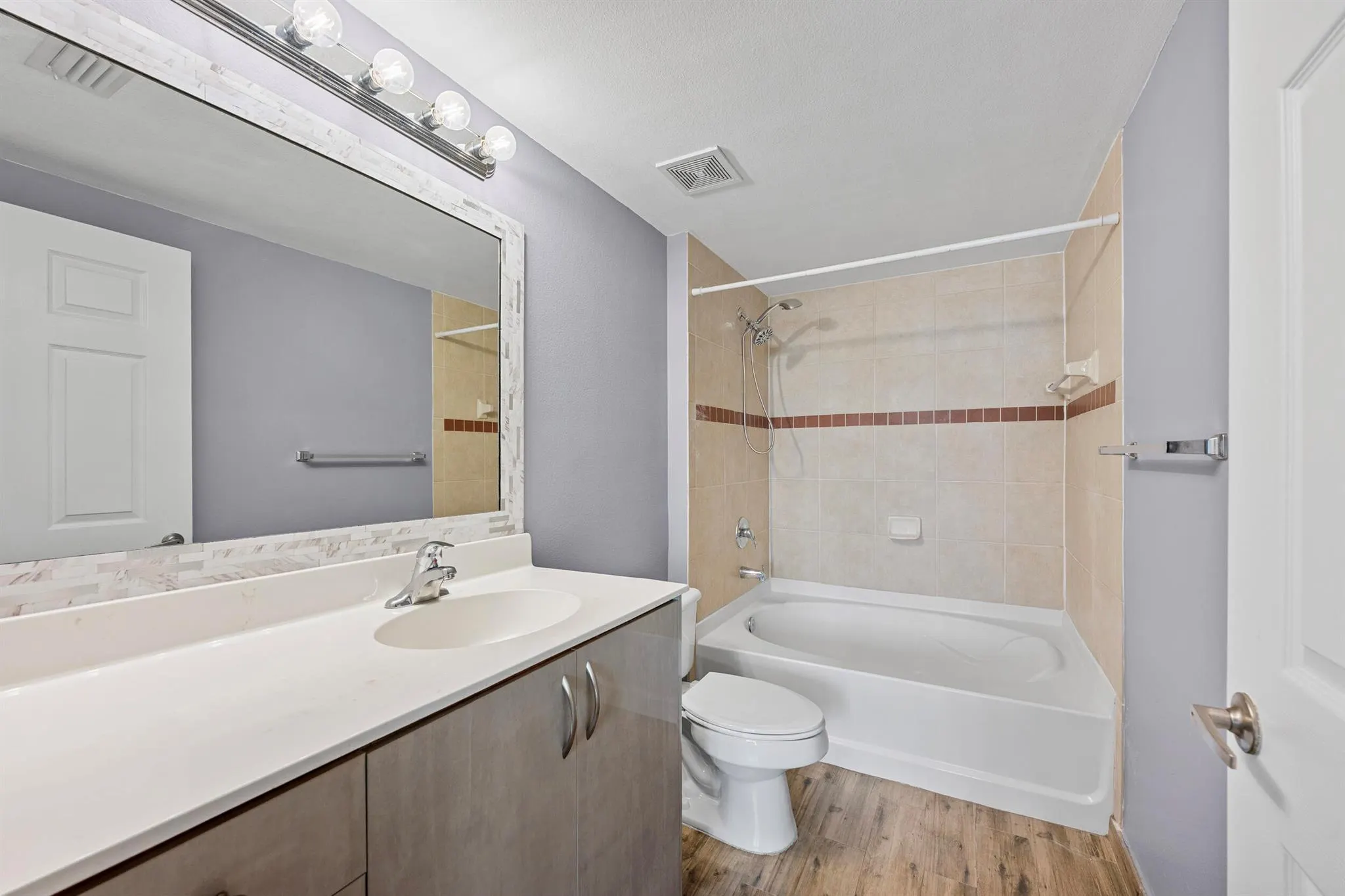 6410 Emerald Dunes Drive, #101