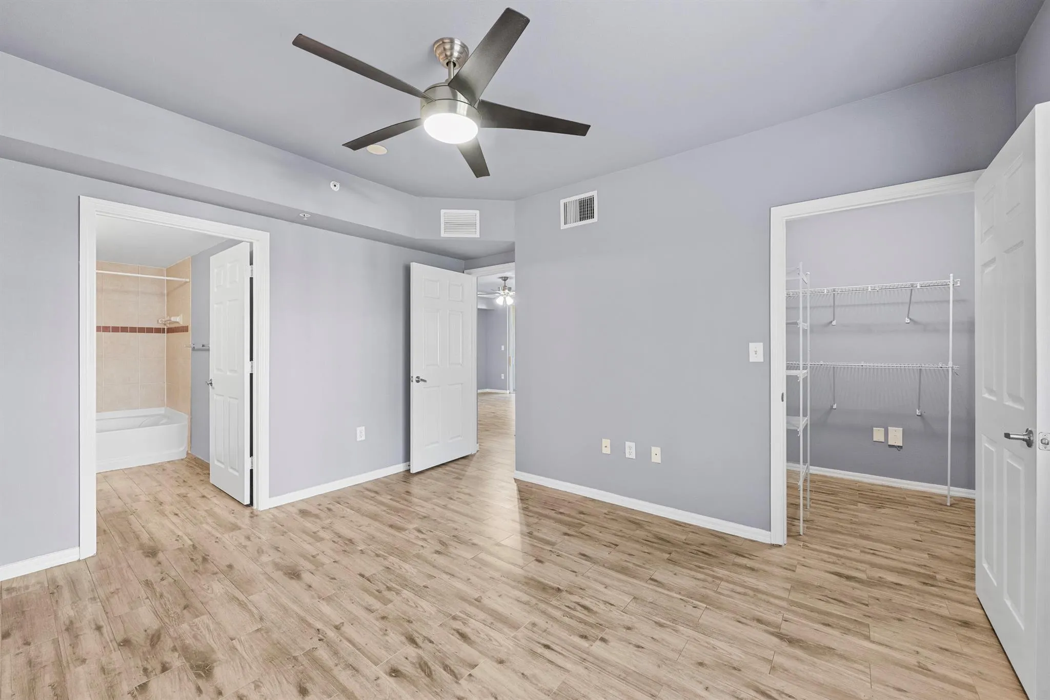 6410 Emerald Dunes Drive, #101