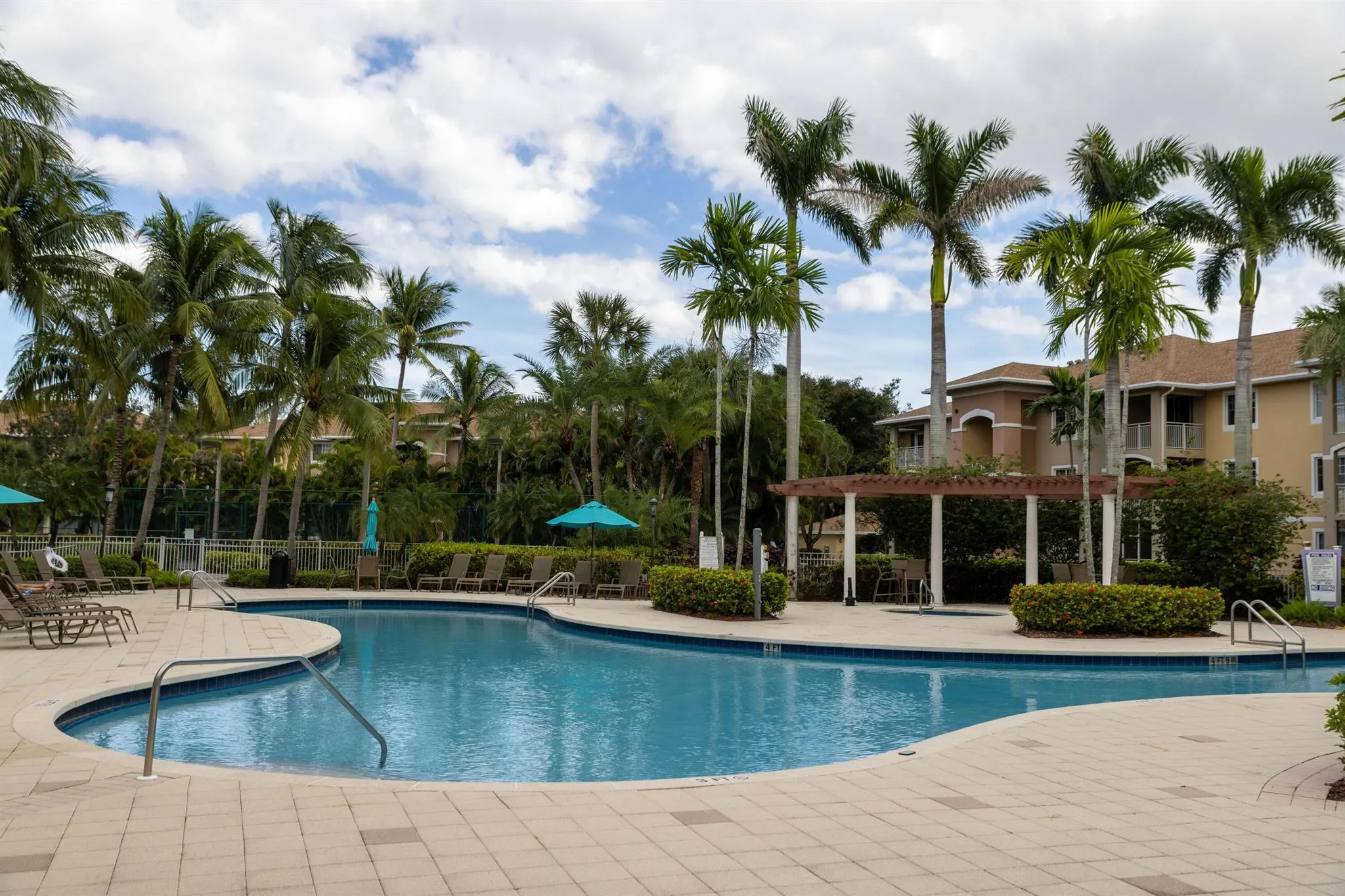 6410 Emerald Dunes Drive, #101