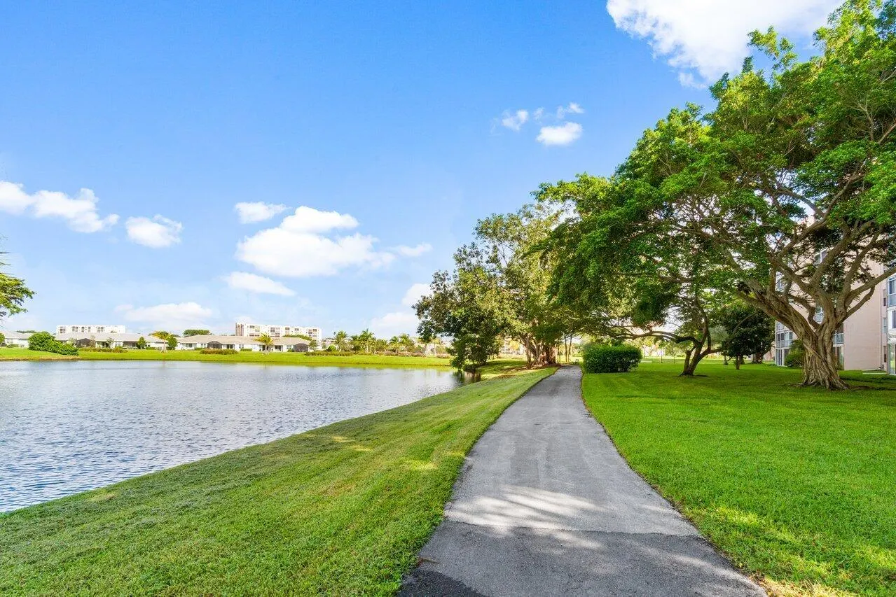 14623 Bonaire Boulevard, #405