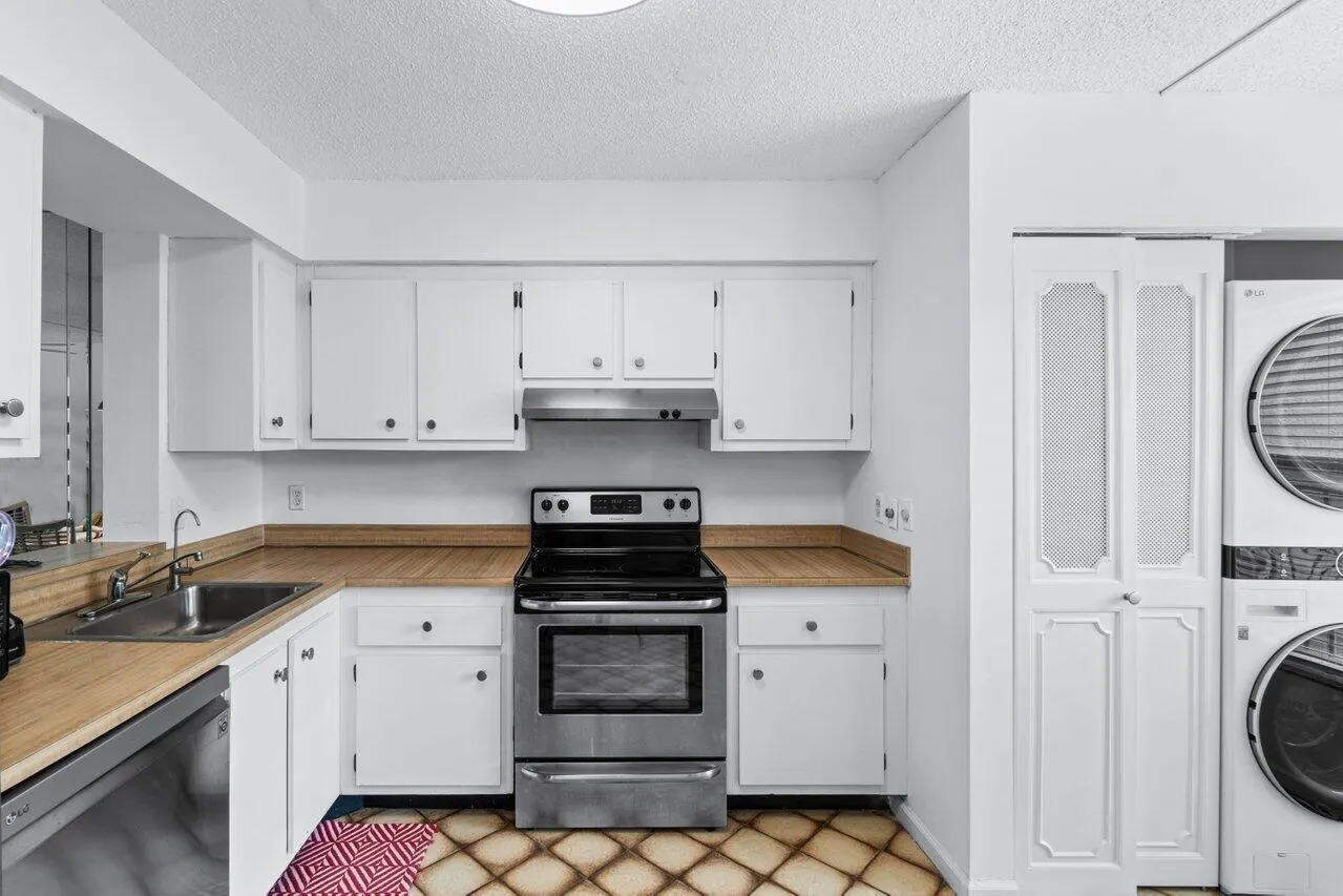 14623 Bonaire Boulevard, #405