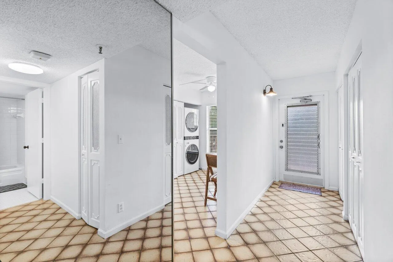 14623 Bonaire Boulevard, #405