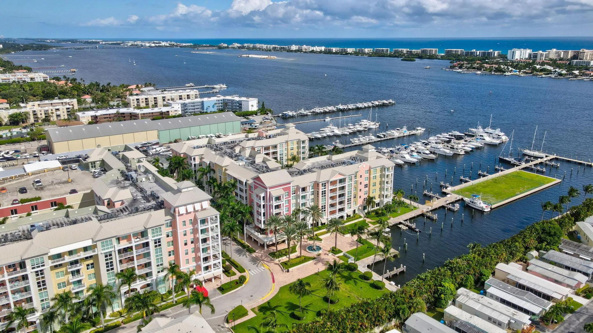 806 E Windward Way E, #201