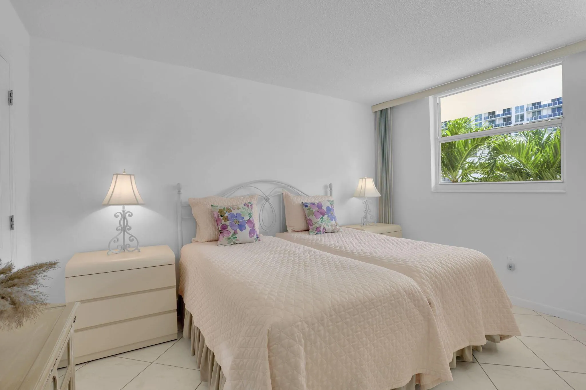 1891 S Ocean Drive, #202