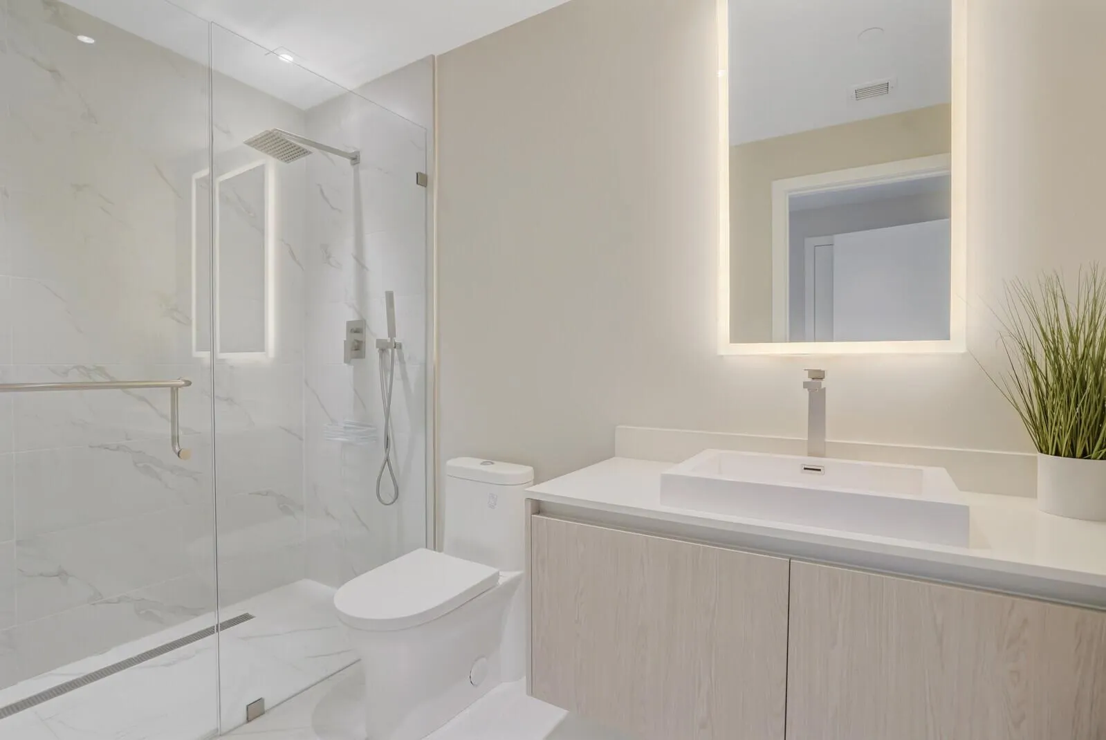 3100 N Ocean Drive, #1202-P