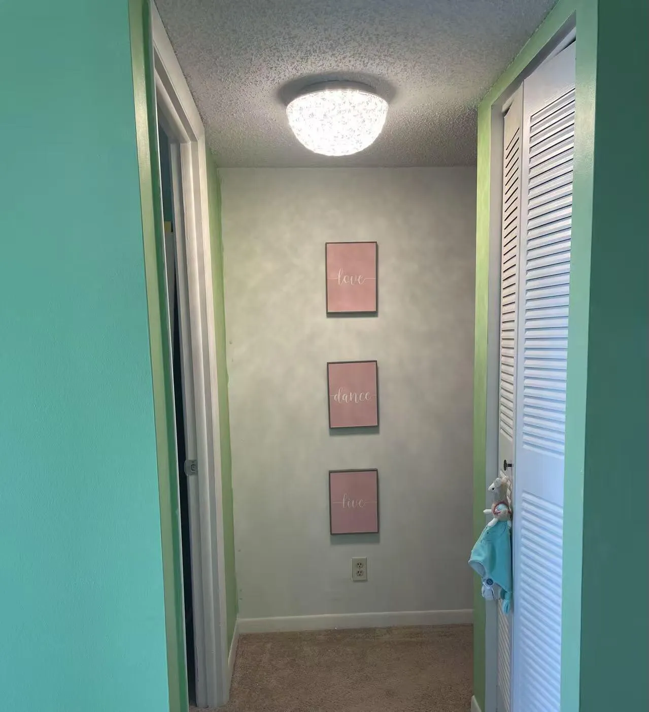 500 Executive Center Drive, #3-F