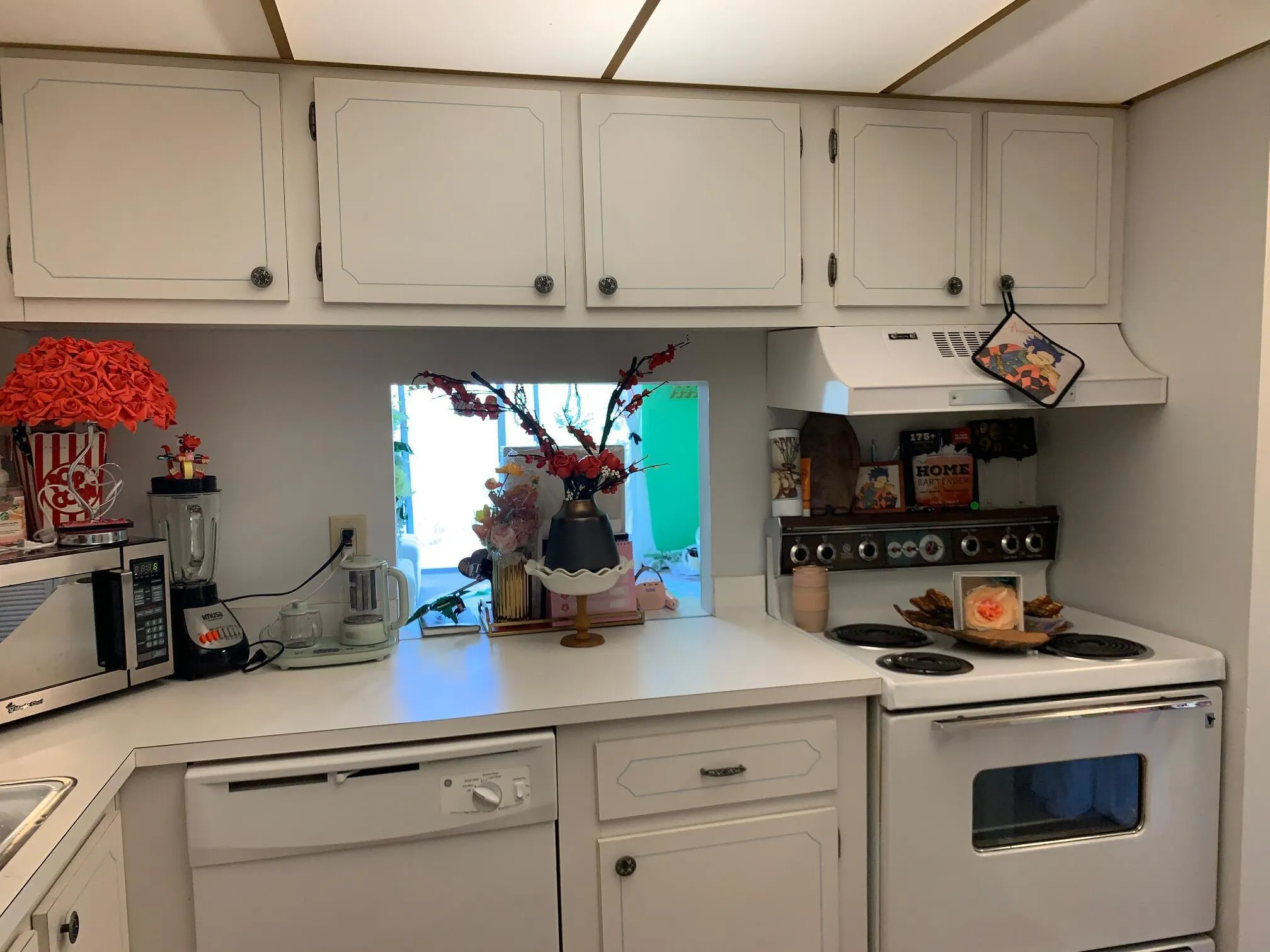 500 Executive Center Drive, #3-F