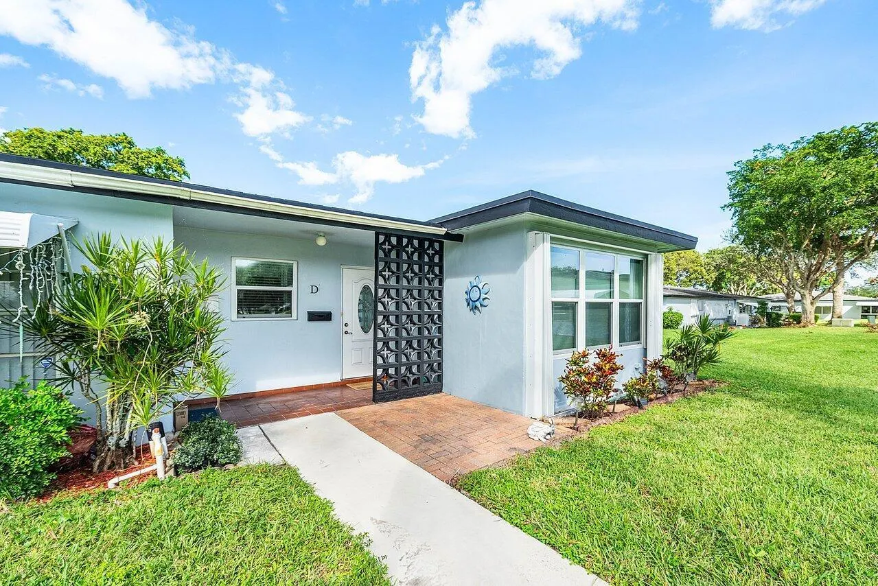 437 High Point Boulevard, #D