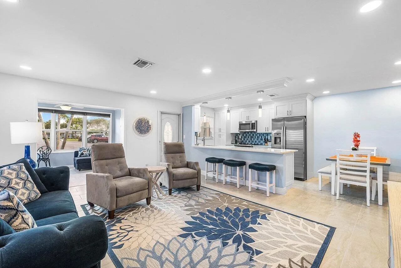 437 High Point Boulevard, #D