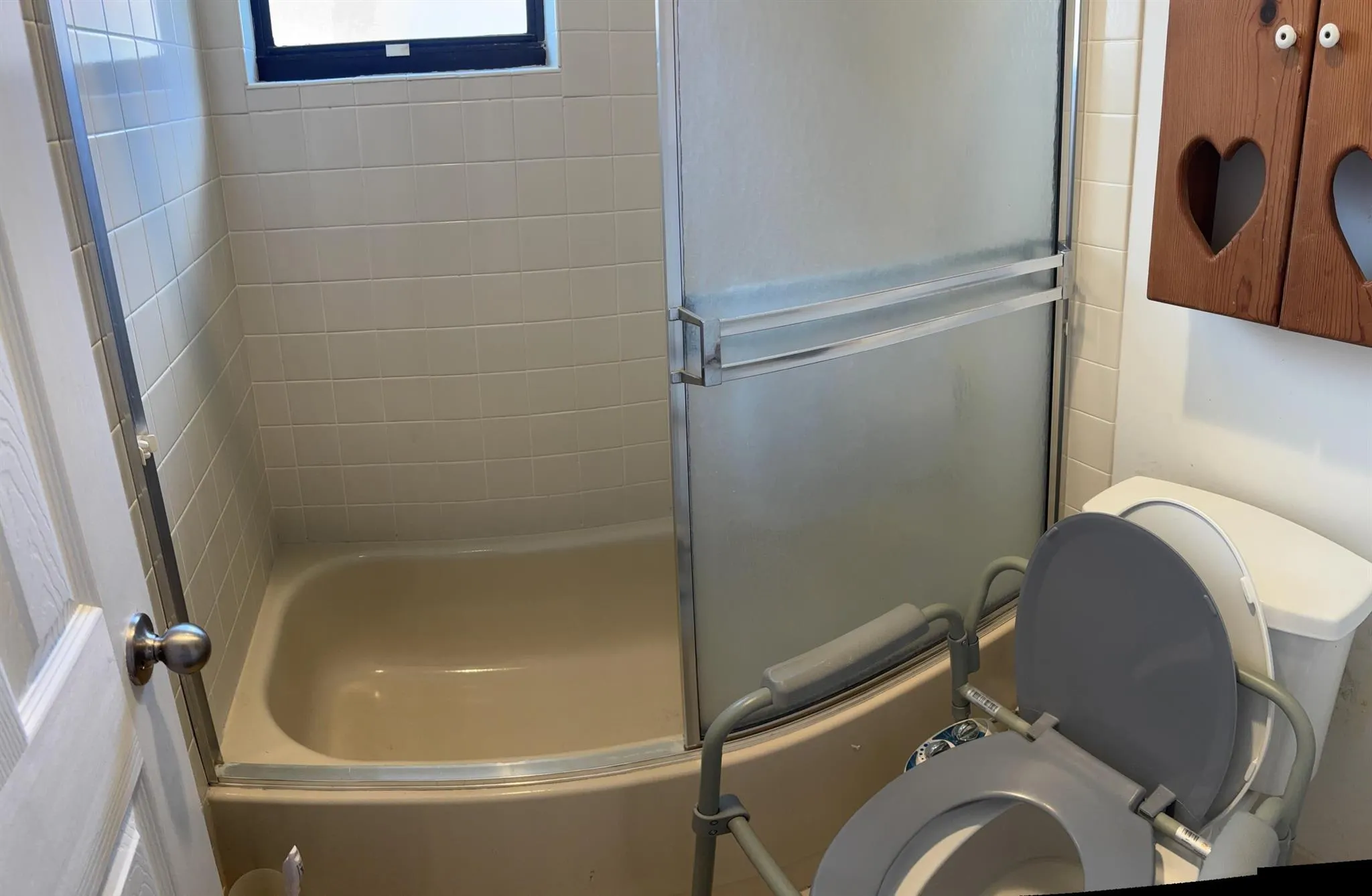 4540 Ficus Tree Road, #A