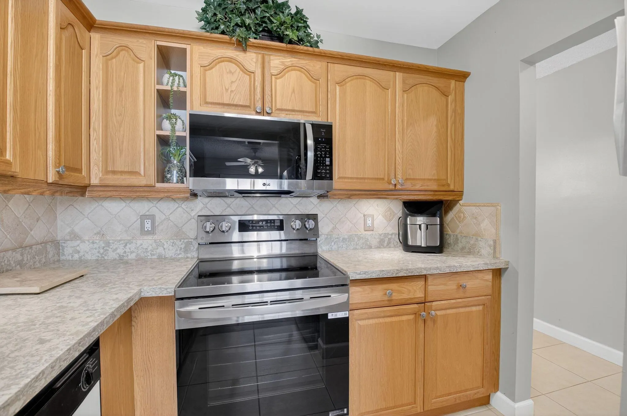 1141 Violet Terrace, #202