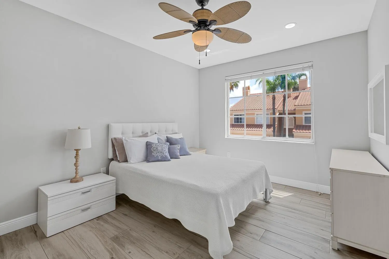 11775 Saint Andrews Place, #103