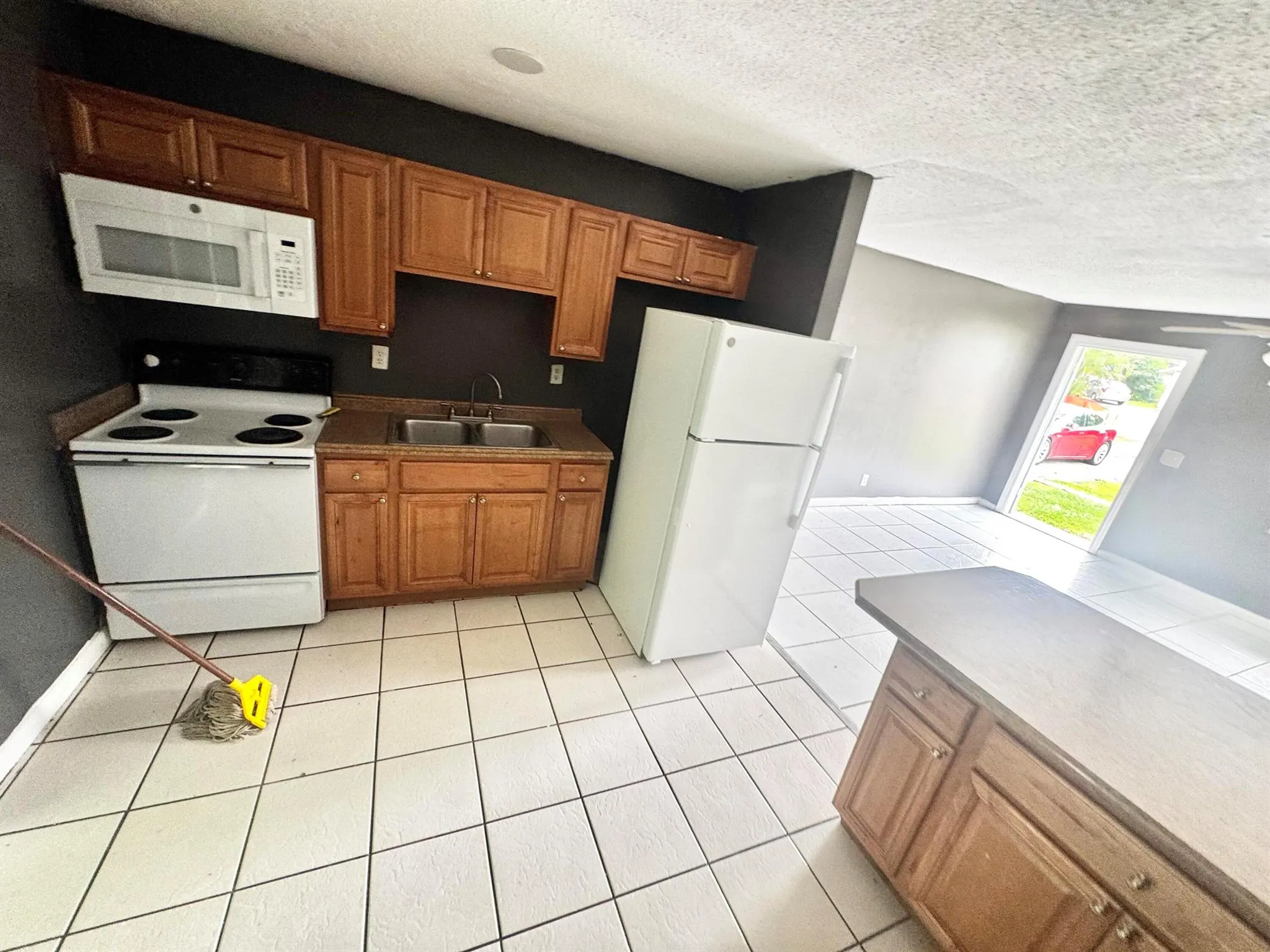 2993 SE Camino Avenue