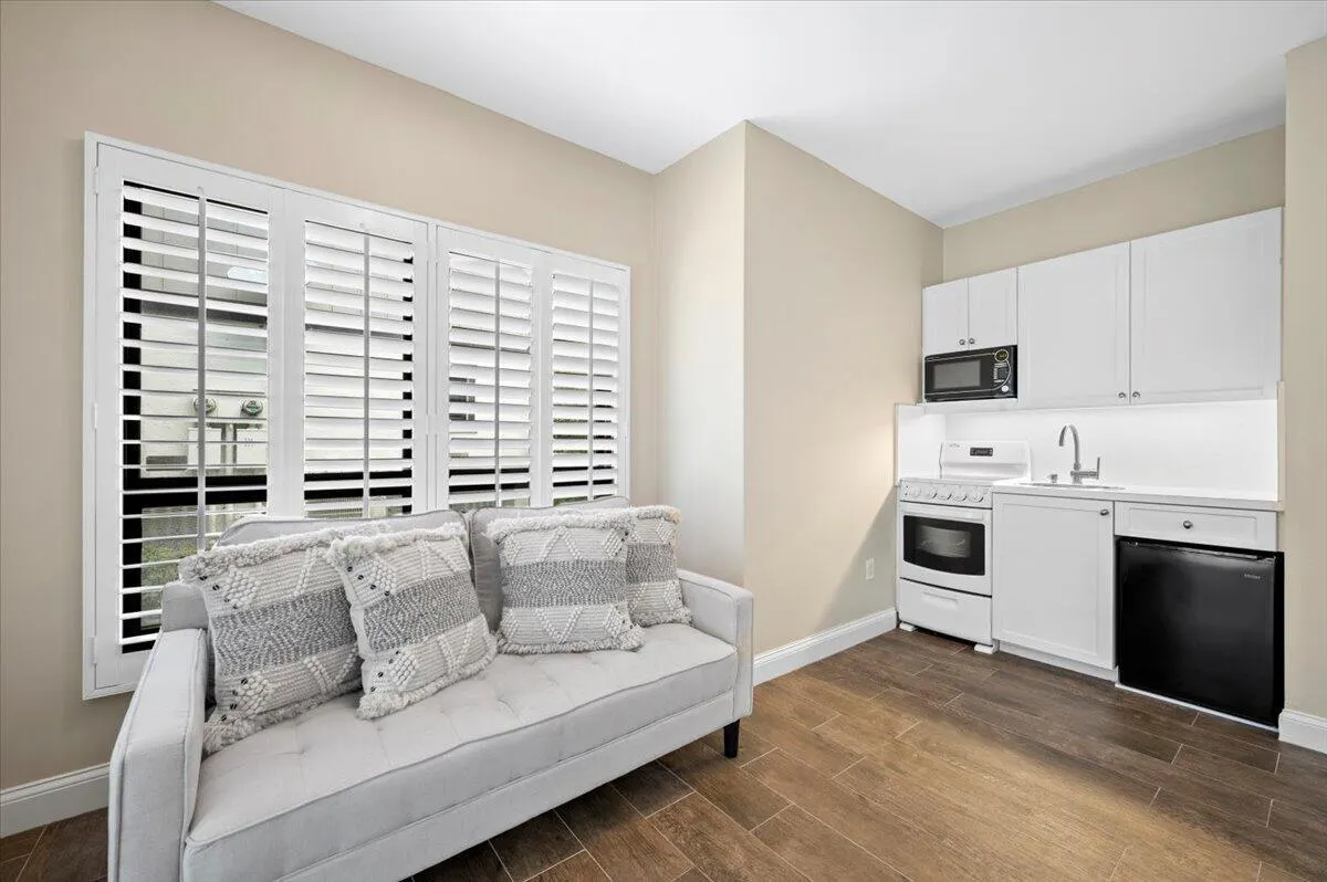 13334 Polo Club Road, #227