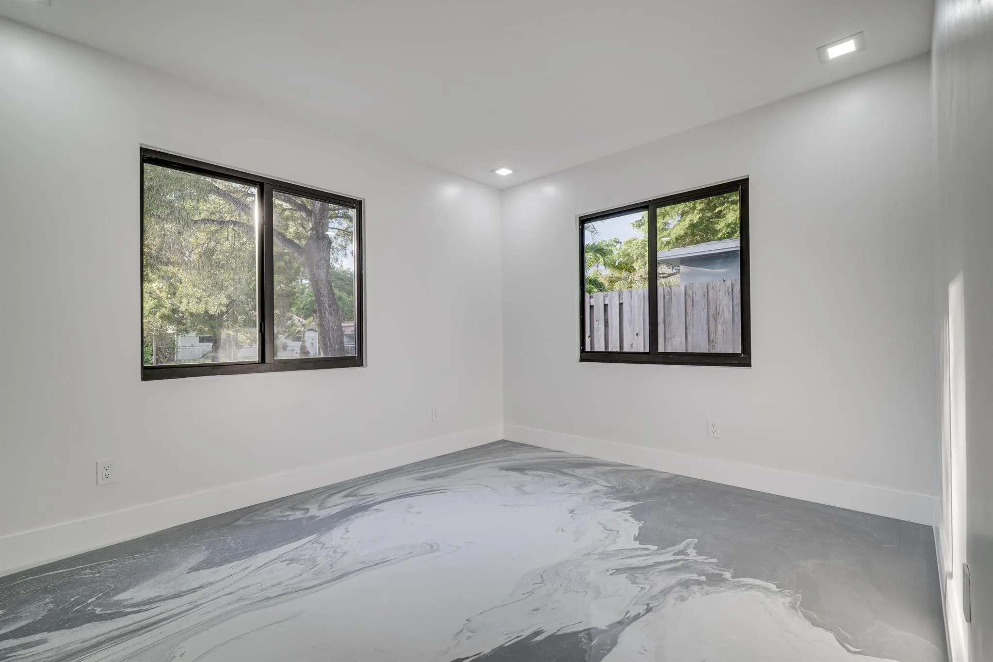 1126 NW 4th Avenue, #1