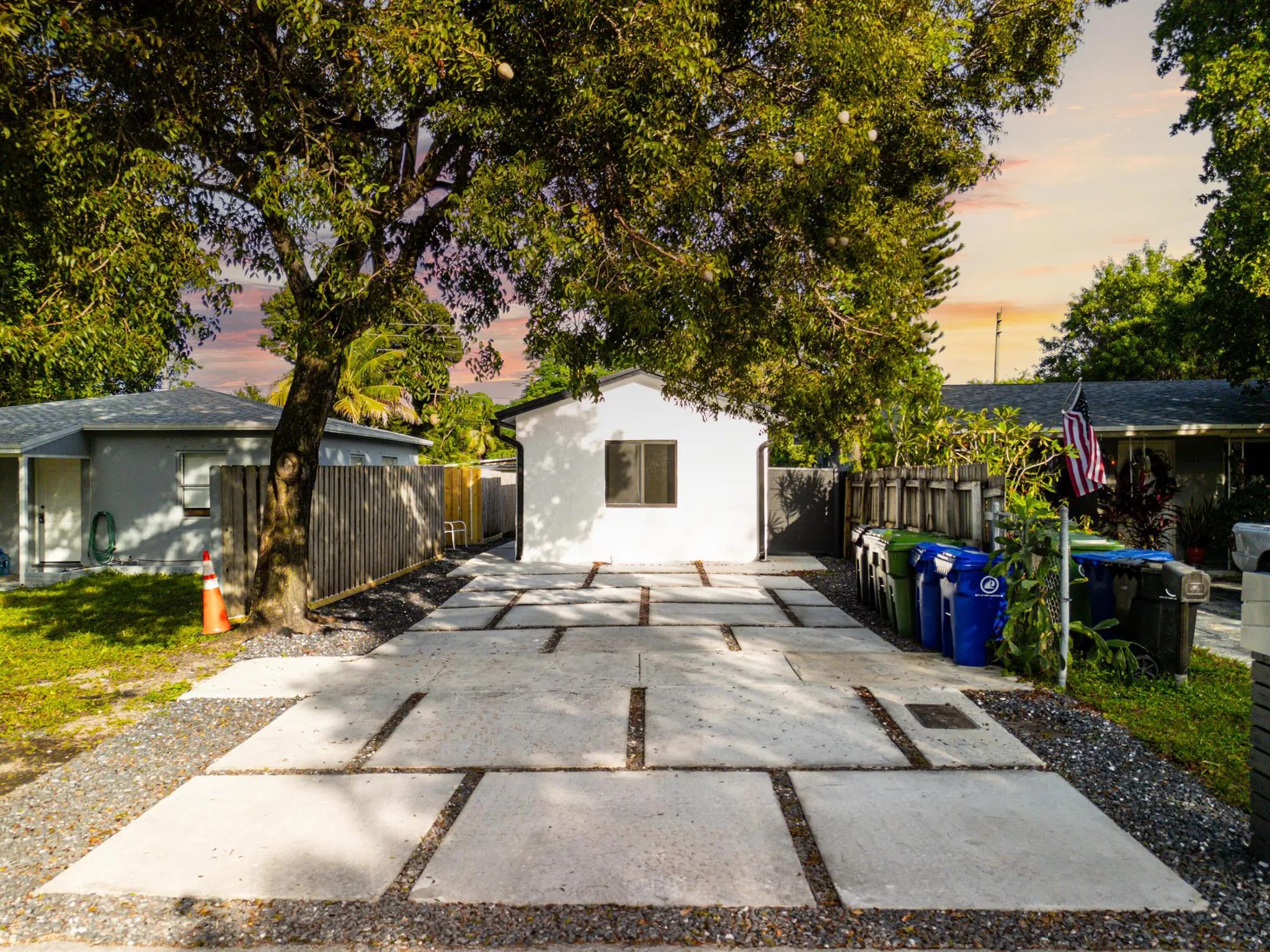 1126 NW 4th Avenue, #1