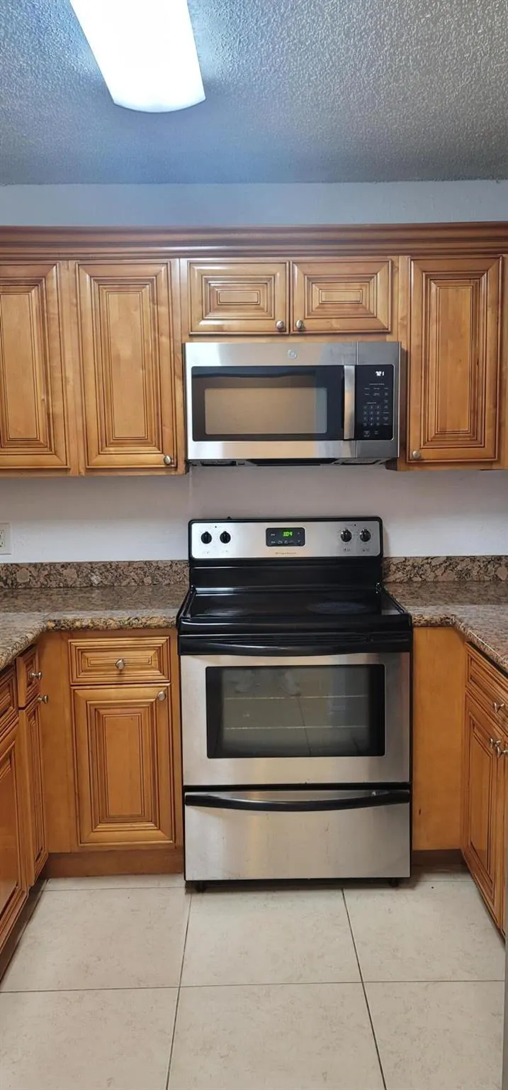 1523 Lake Crystal Drive, #E