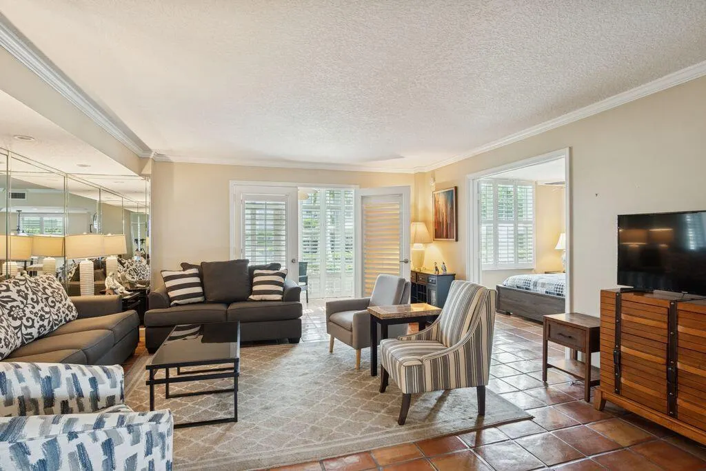 1 Harbourside Drive, #1103