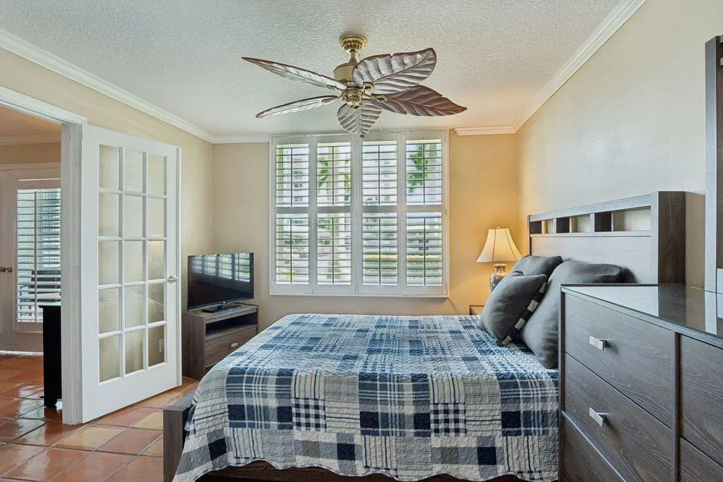 1 Harbourside Drive, #1103