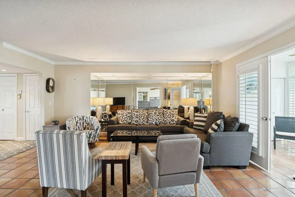 1 Harbourside Drive, #1103