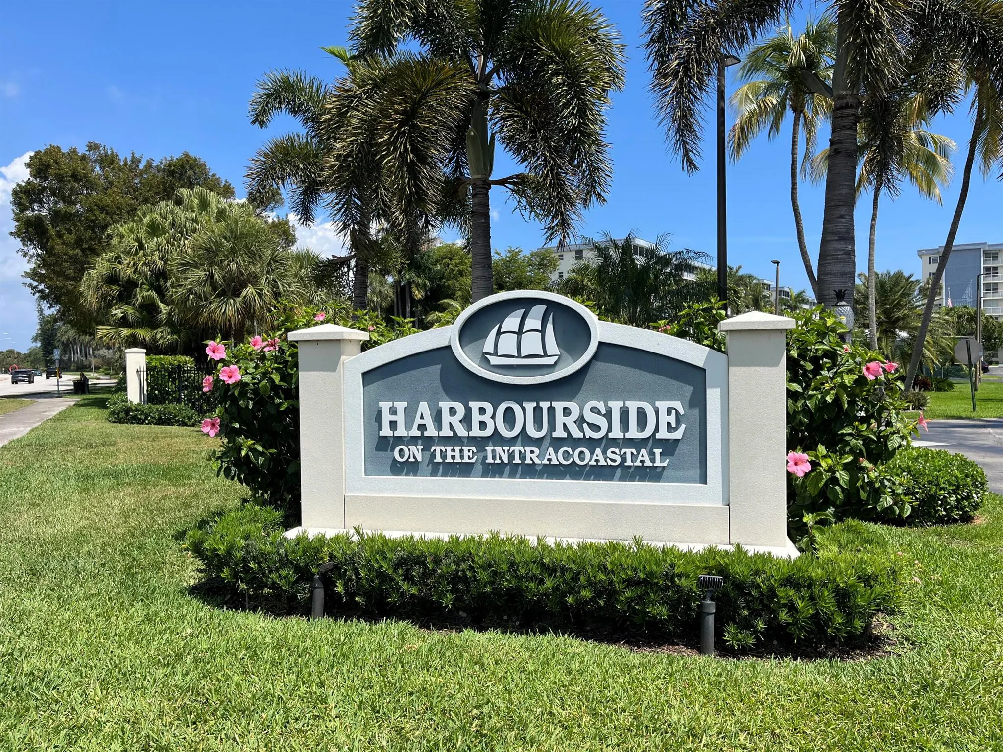 1 Harbourside Drive, #1103