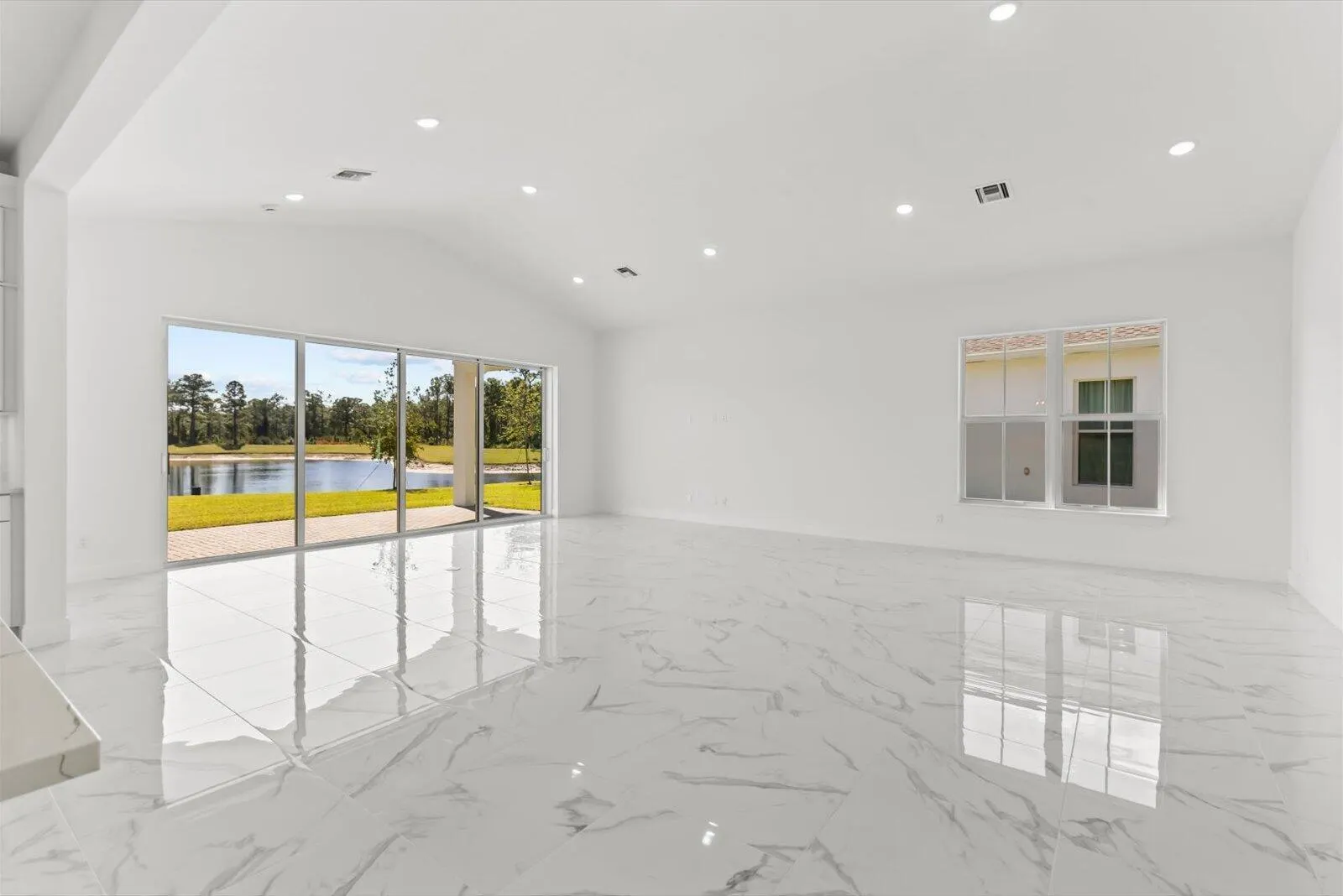 10264 NW Field Flower Trail