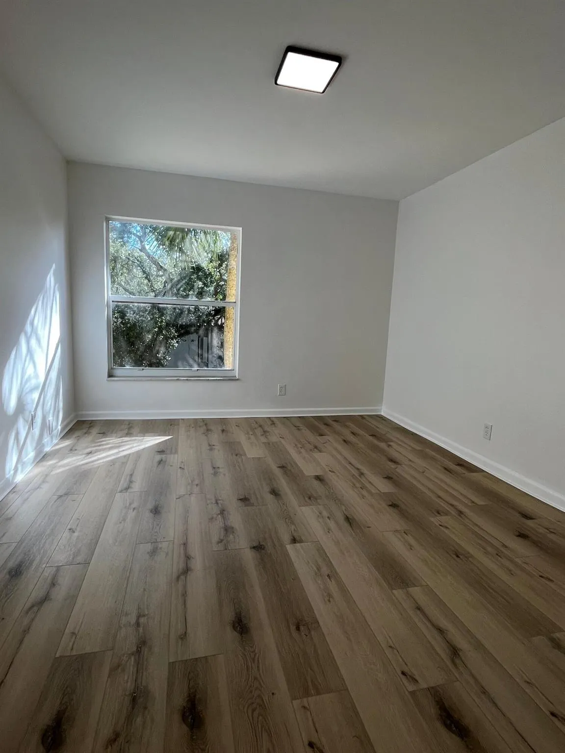 480 NW 20th Street, #3040