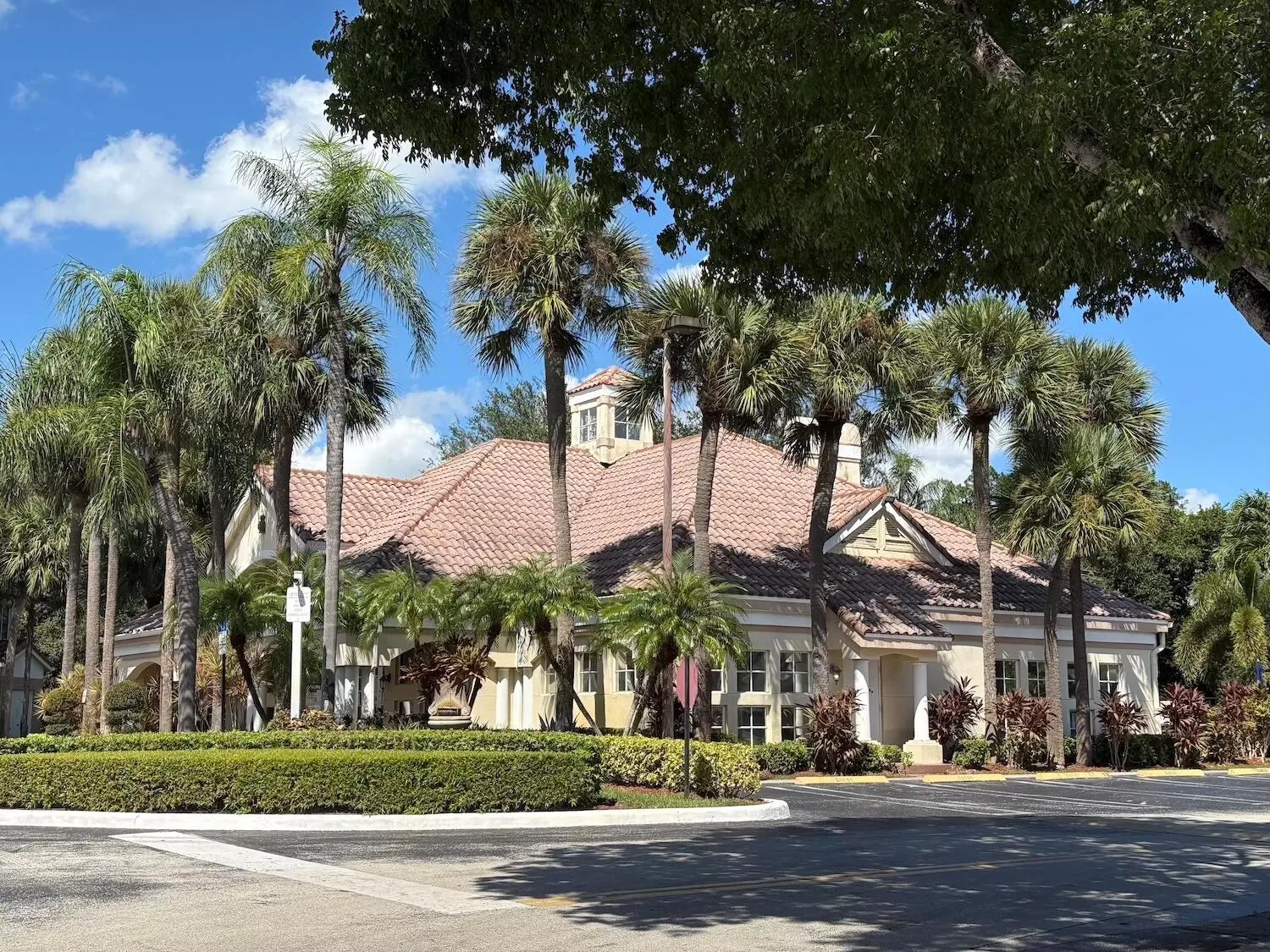 815 W Boynton Beach Boulevard, #4-102