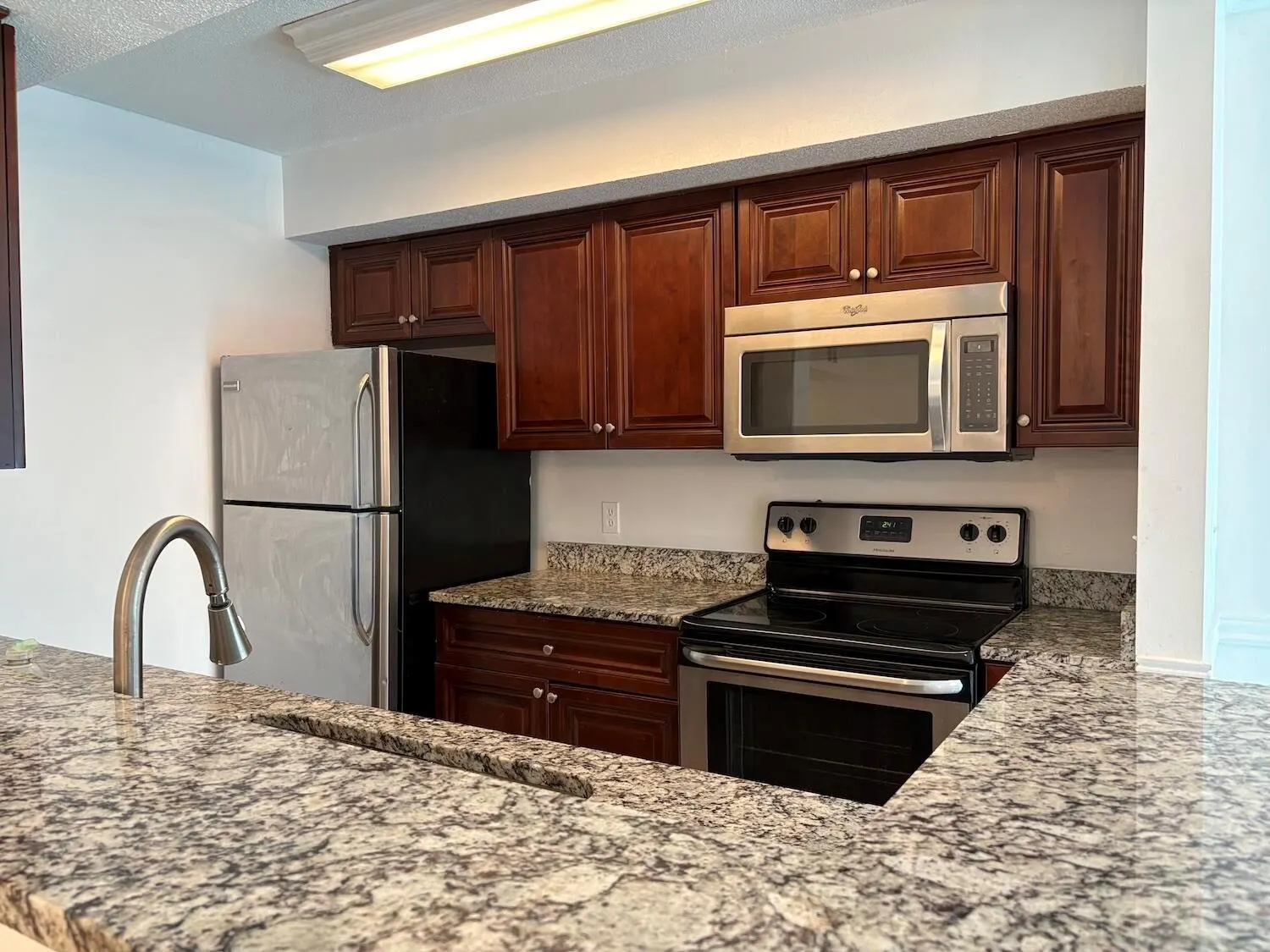 815 W Boynton Beach Boulevard, #4-102