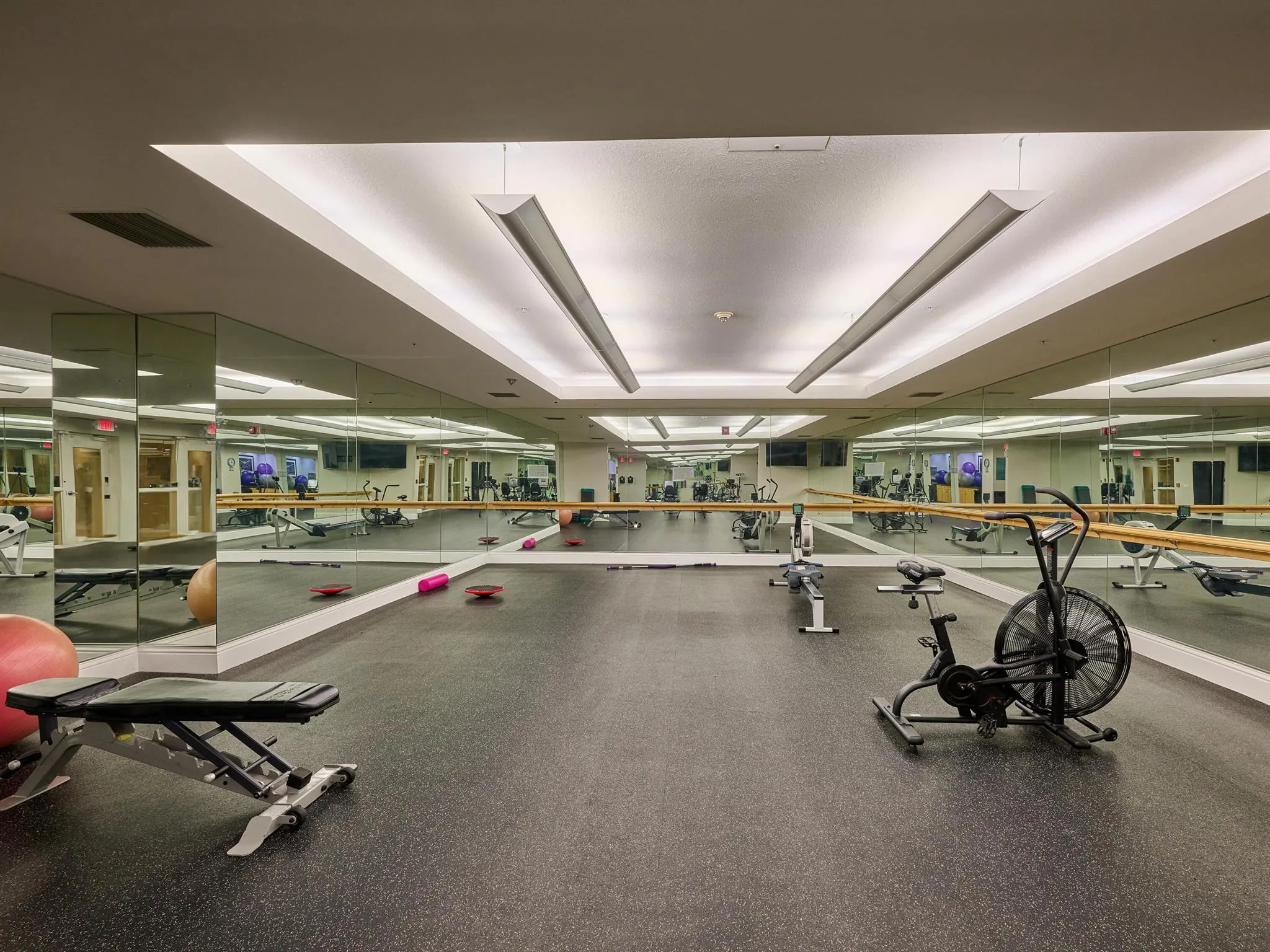 610 Clematis Street, #522