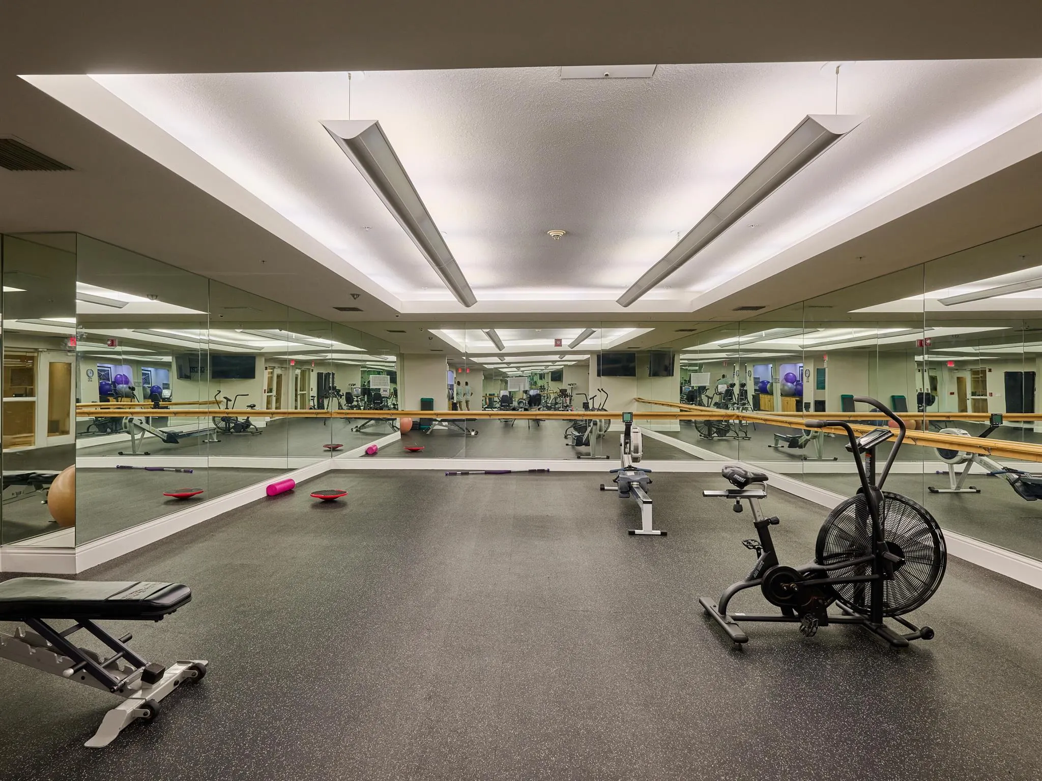 610 Clematis Street, #522