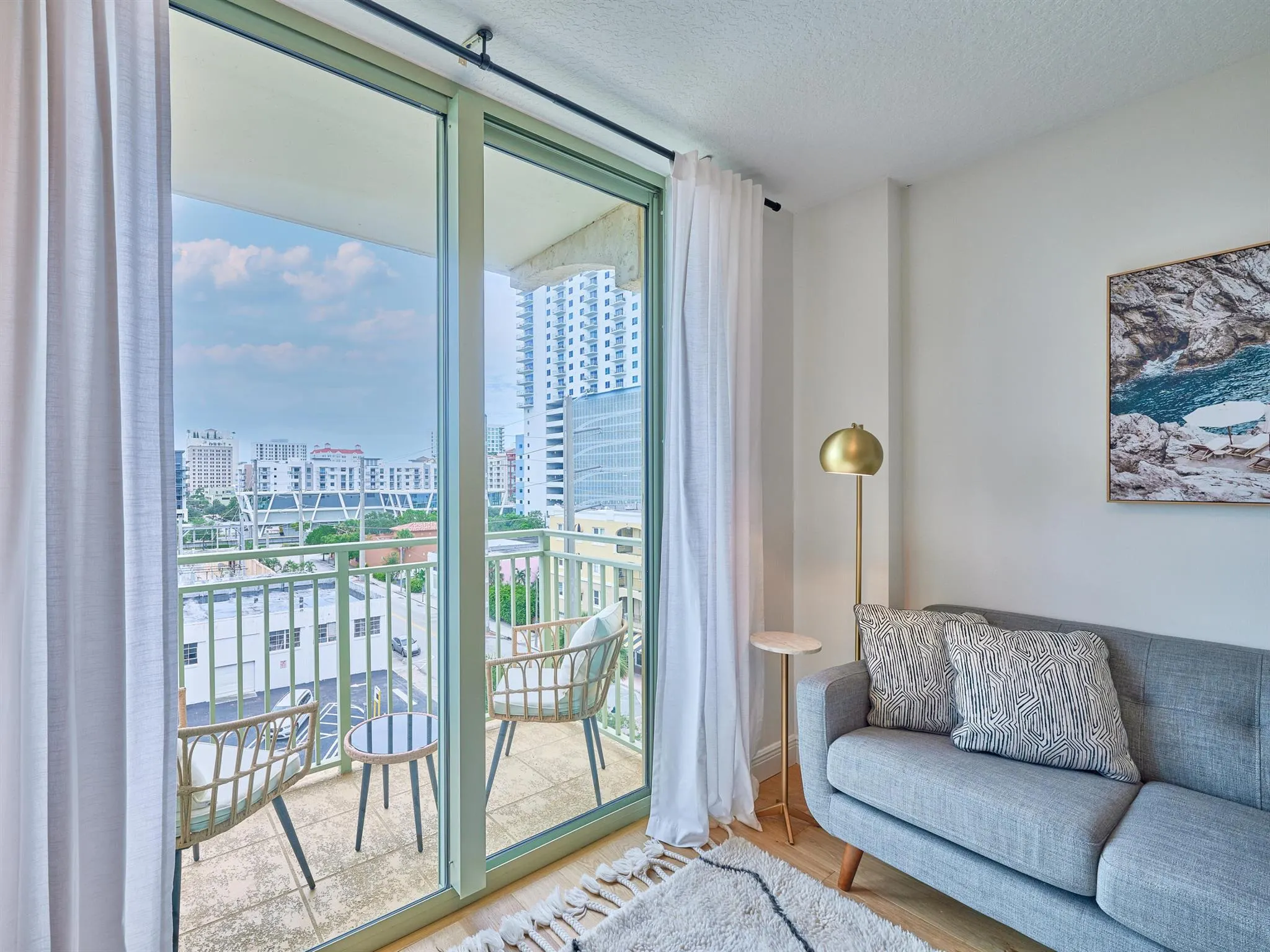 610 Clematis Street, #522