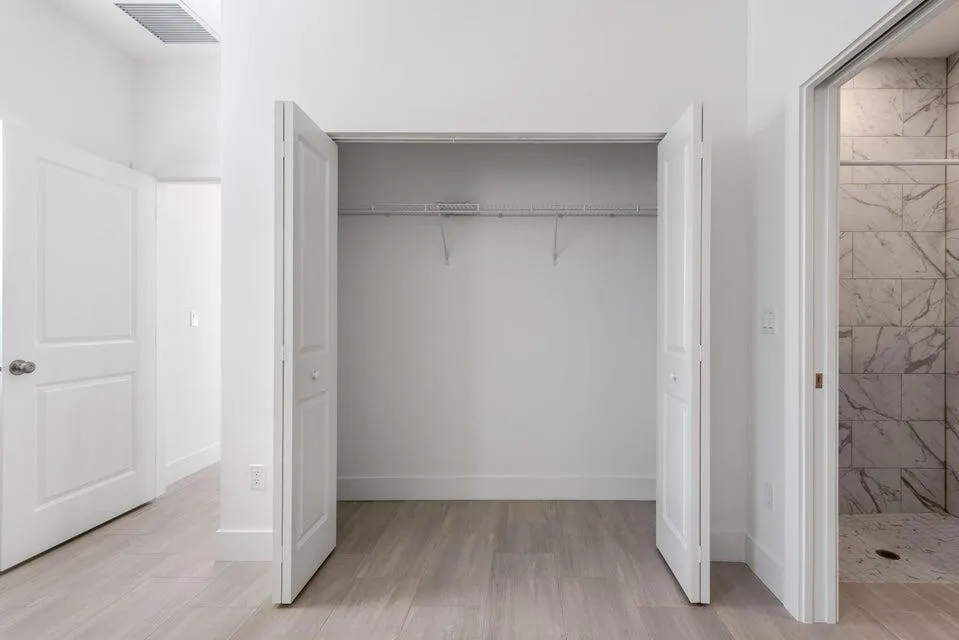 3188 Hiawatha Avenue