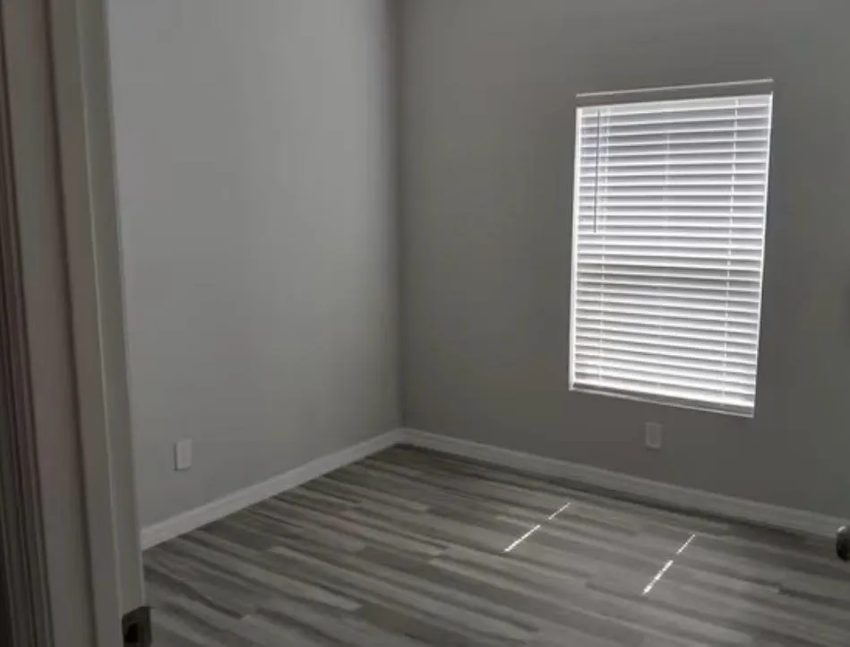 1520 Las Villas Boulevard