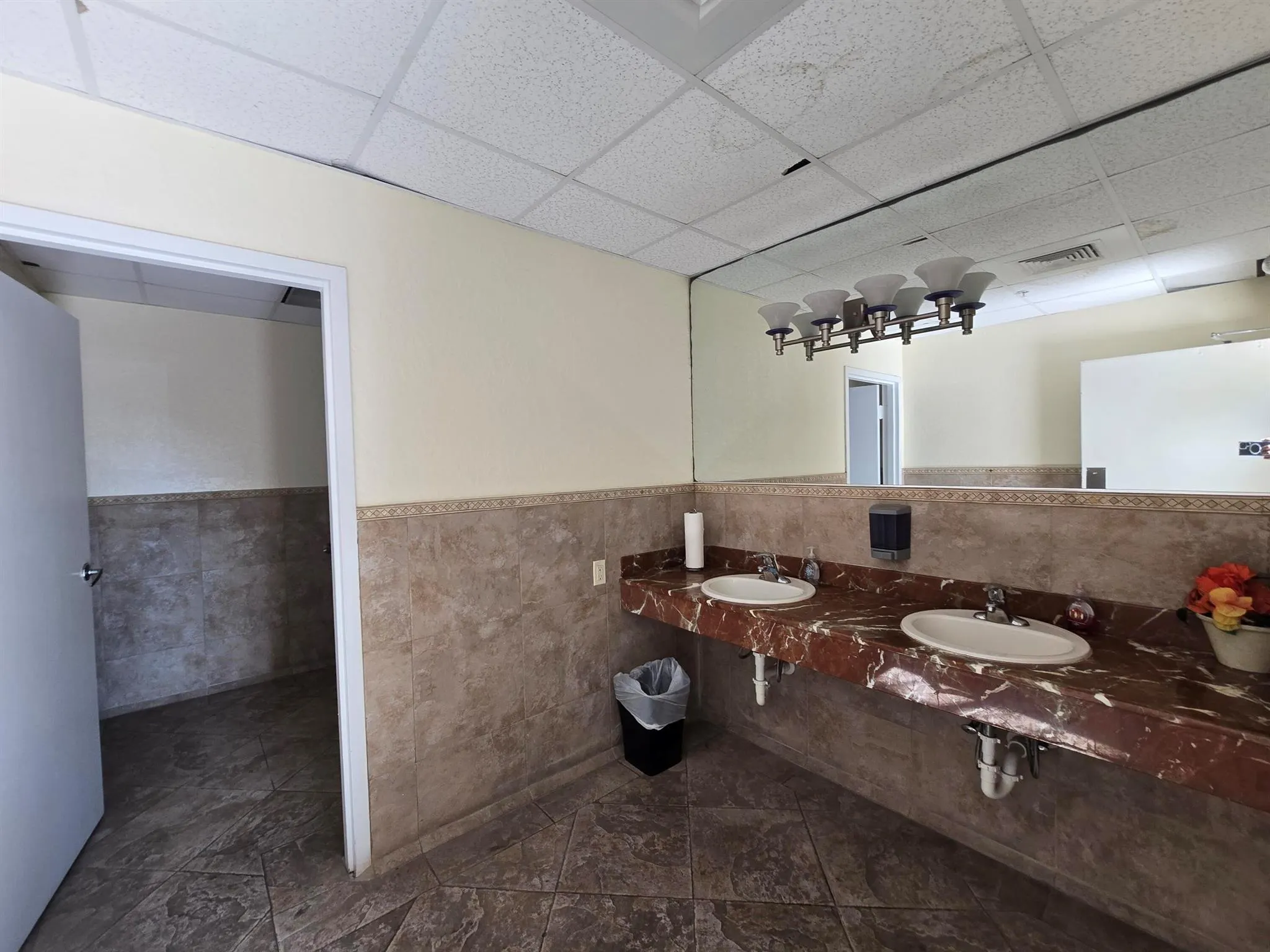 1640 Presidential Way, #403