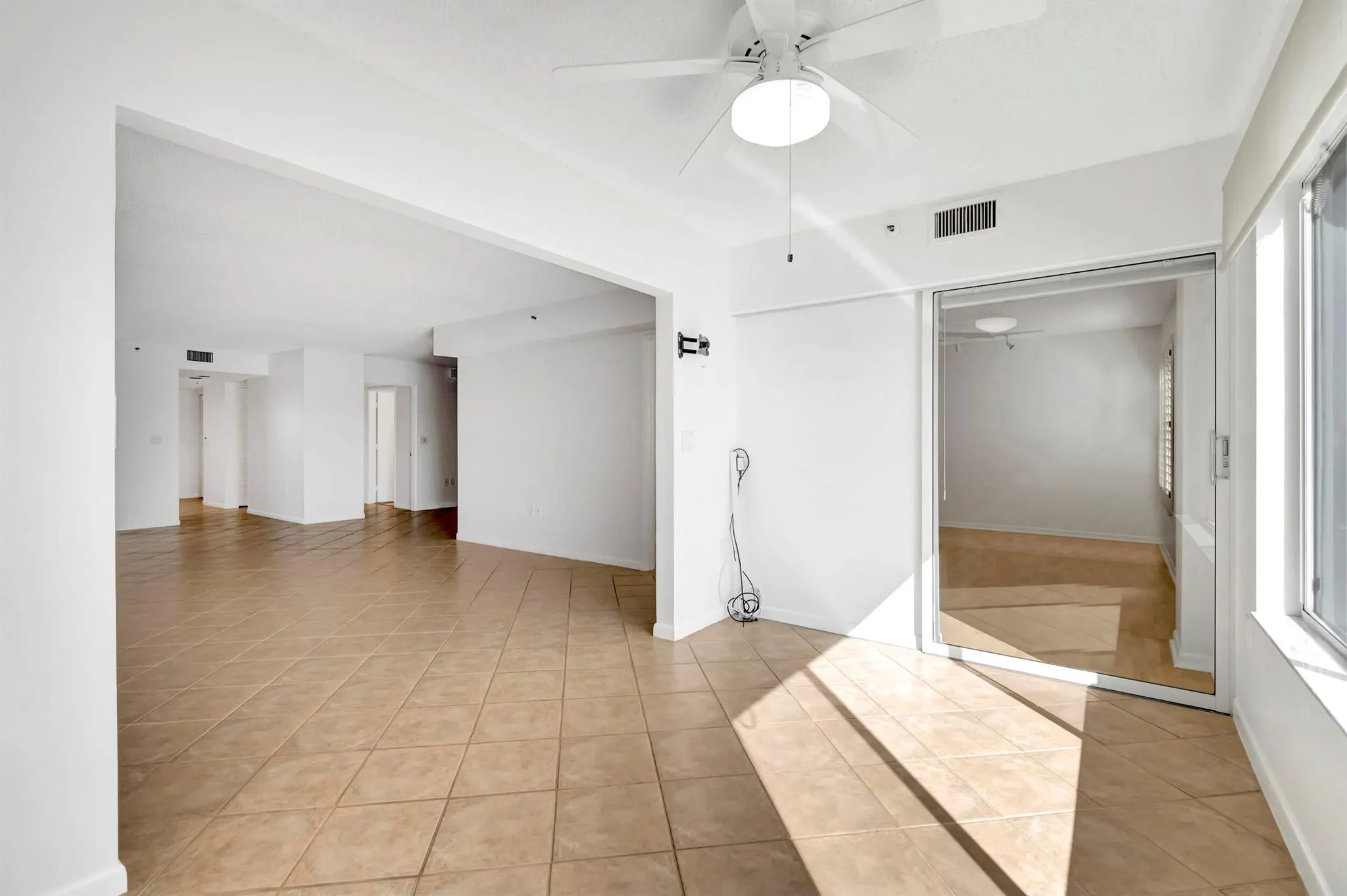 14096 Huntington Pointe Drive, #407