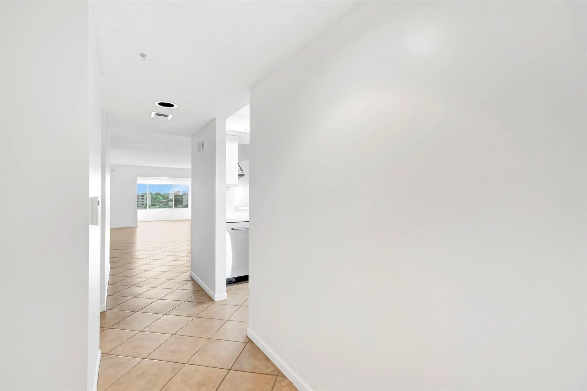 14096 Huntington Pointe Drive, #407