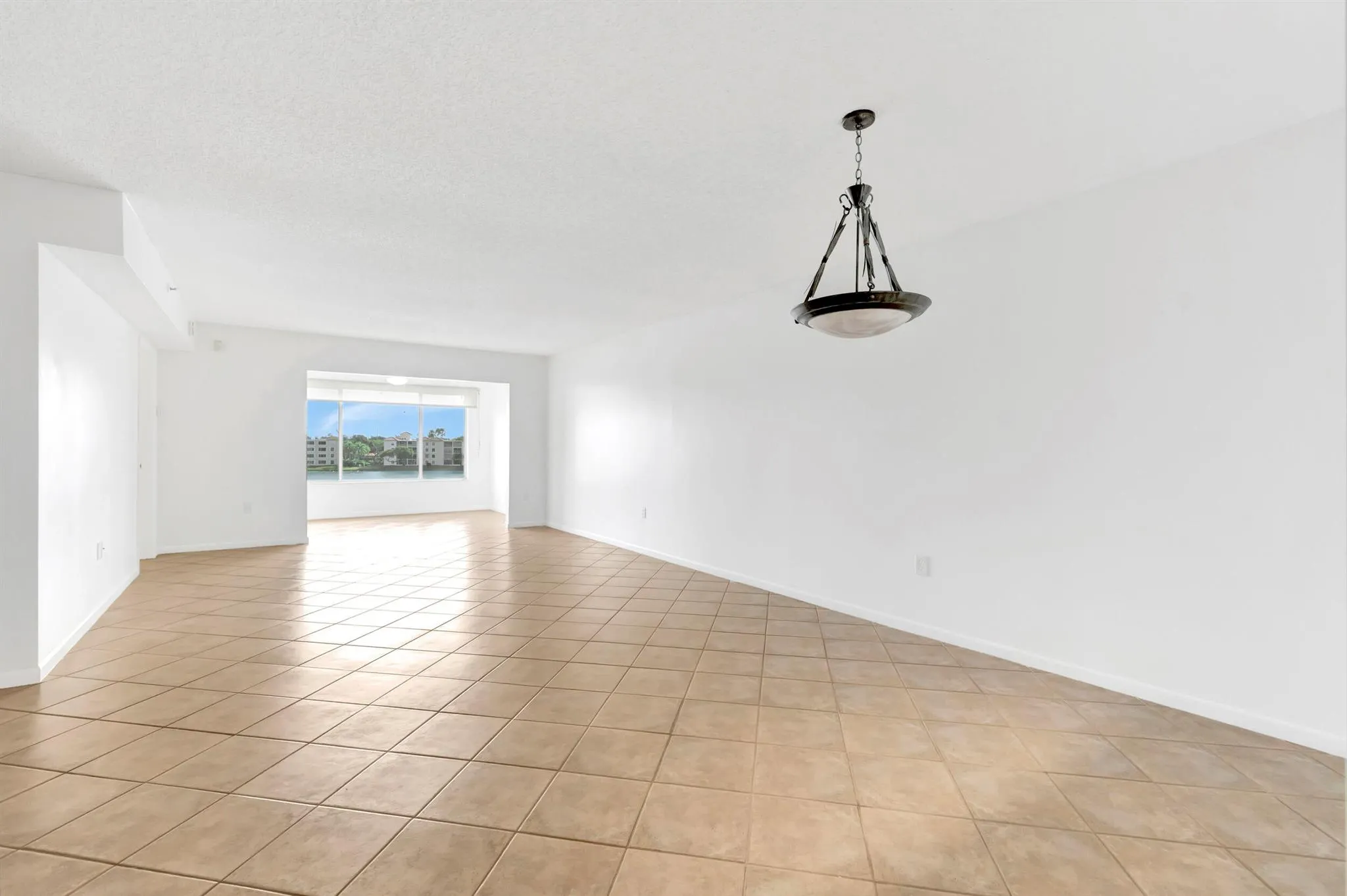 14096 Huntington Pointe Drive, #407