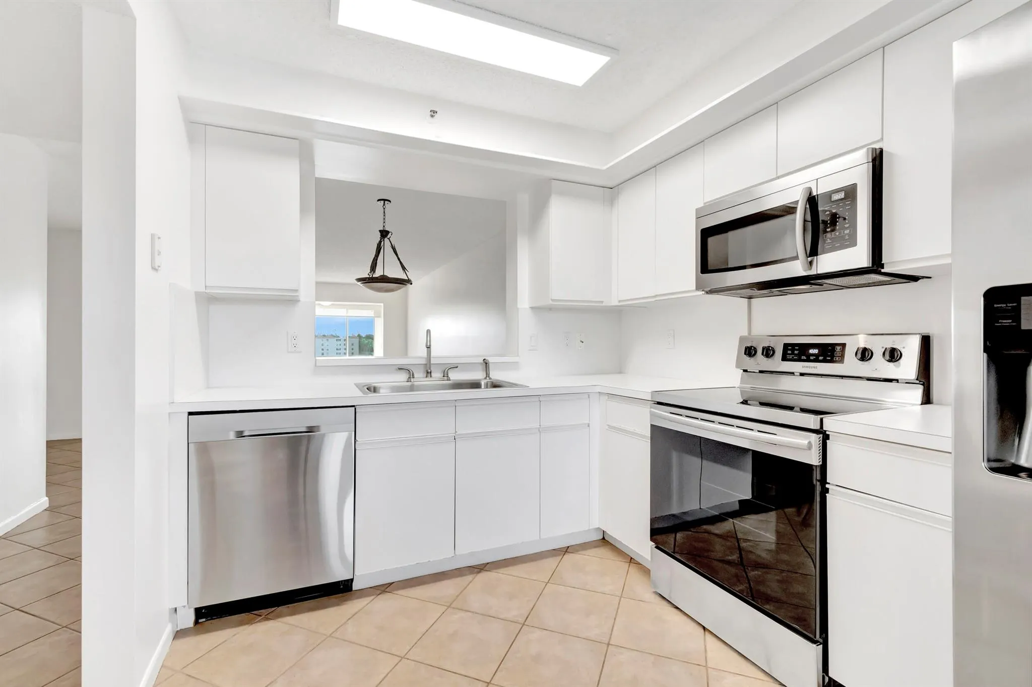 14096 Huntington Pointe Drive, #407